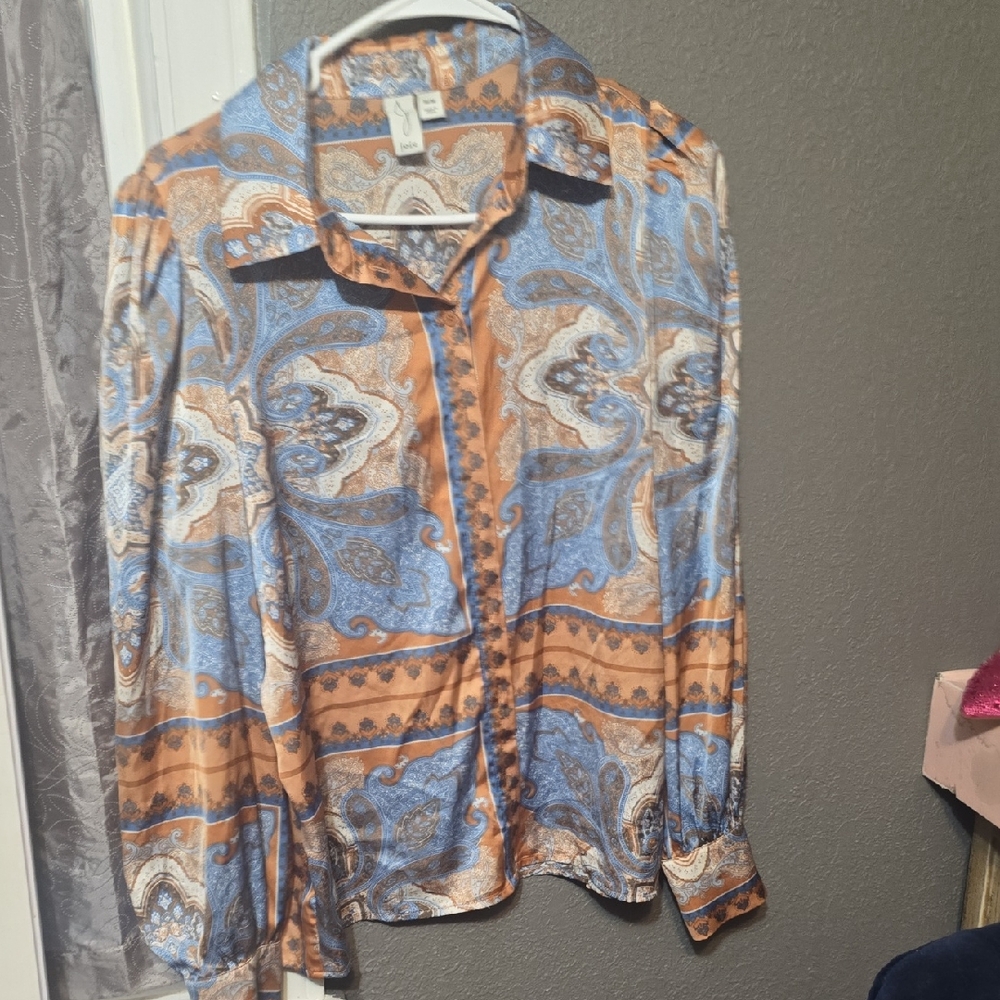 Women’s Blue and Brown Paisley Button-Up Shirt